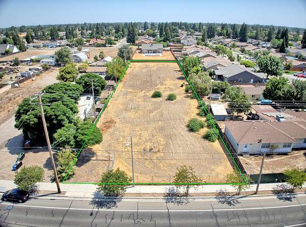 0.93 Acres of Land for Sale in Visalia, California