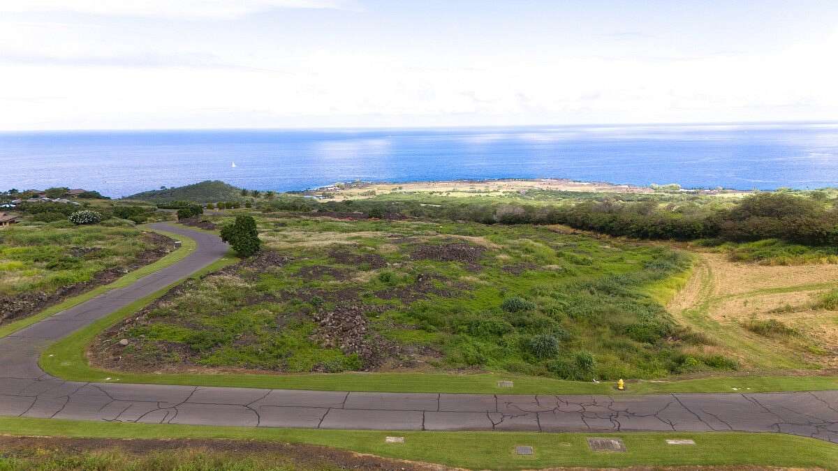 2.17 Acres of Residential Land for Sale in Kealakekua, Hawaii