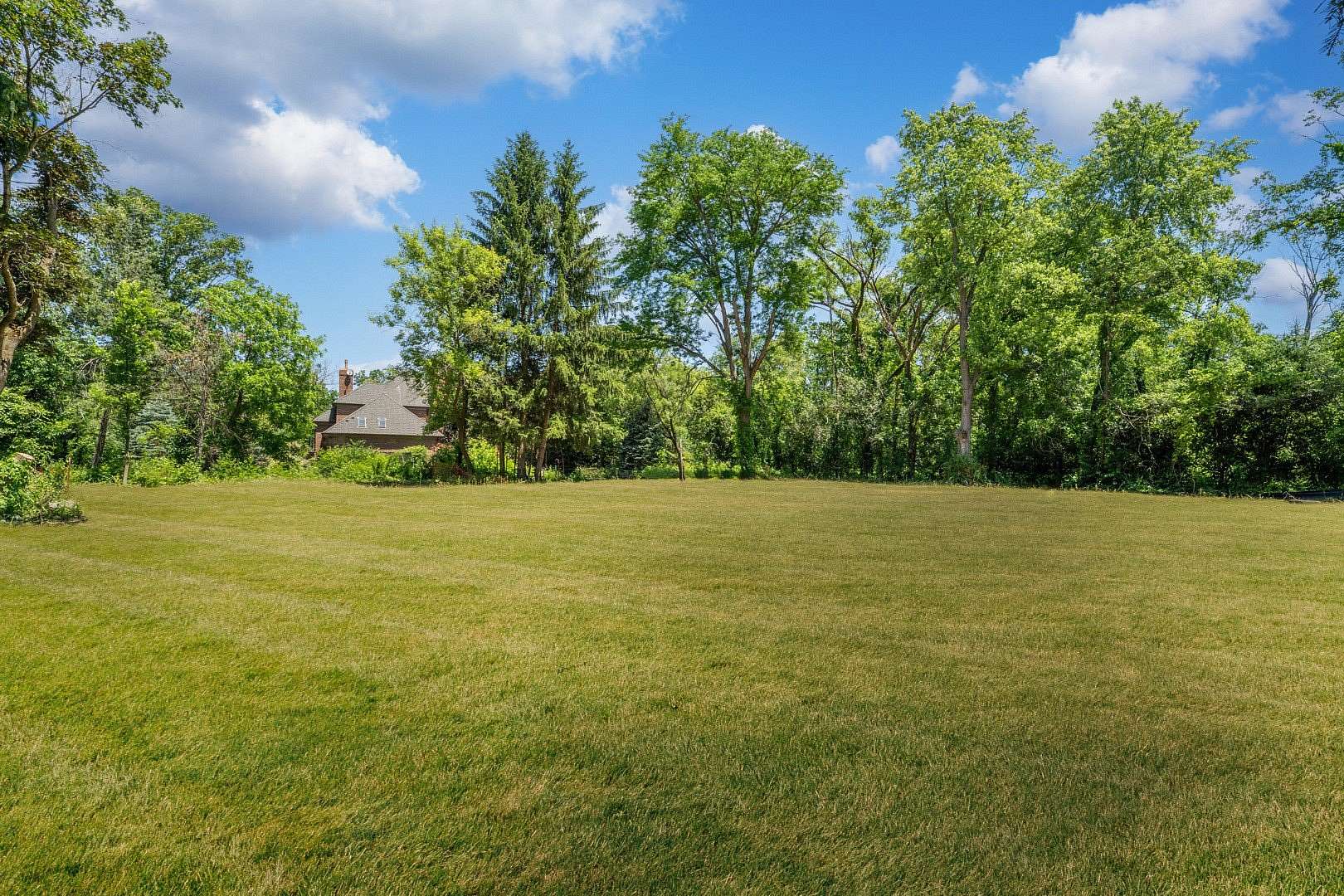 Residential Land for Sale in Riverwoods, Illinois