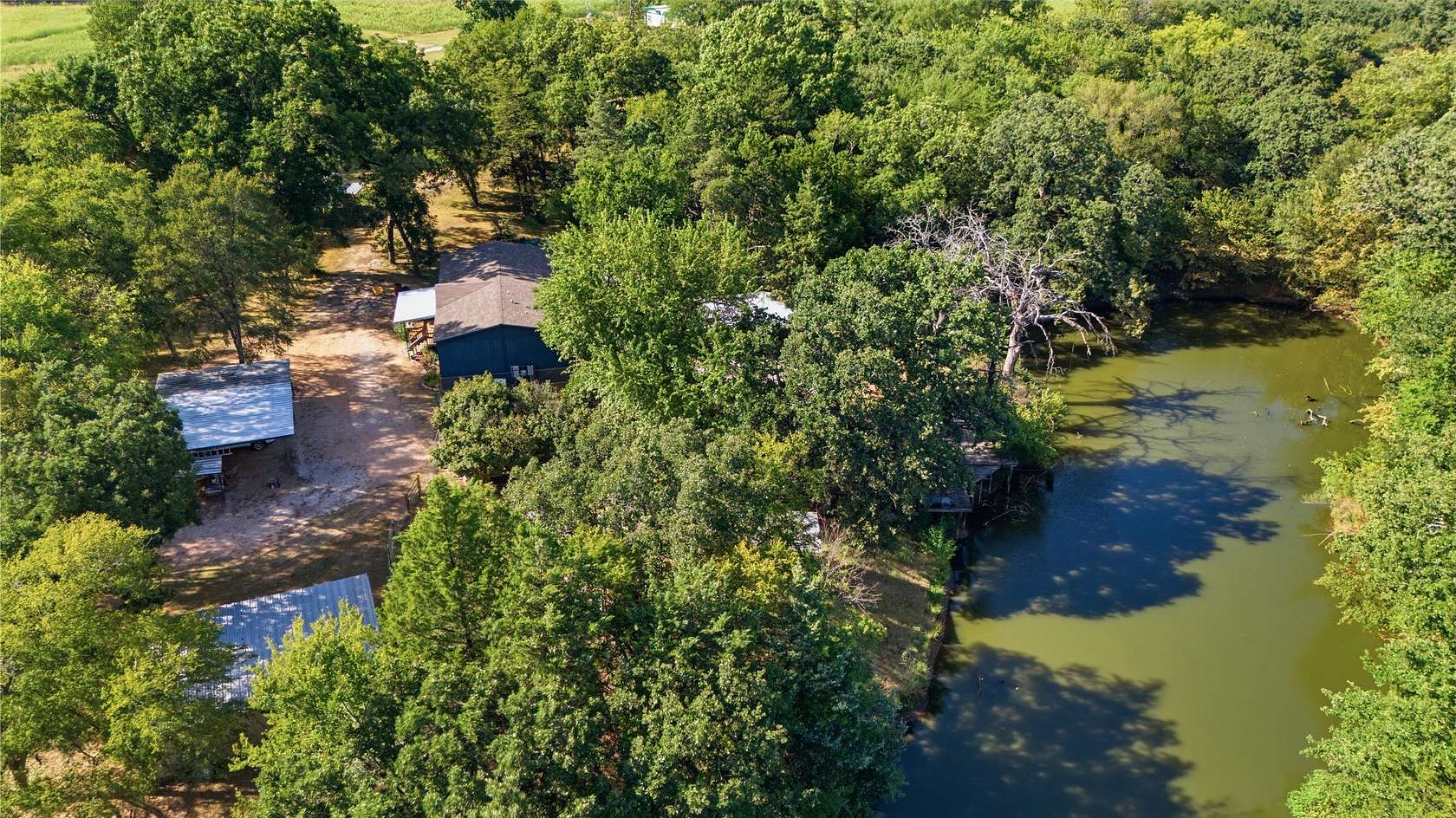 3.5 Acres of Land with Home for Sale in Whitesboro, Texas
