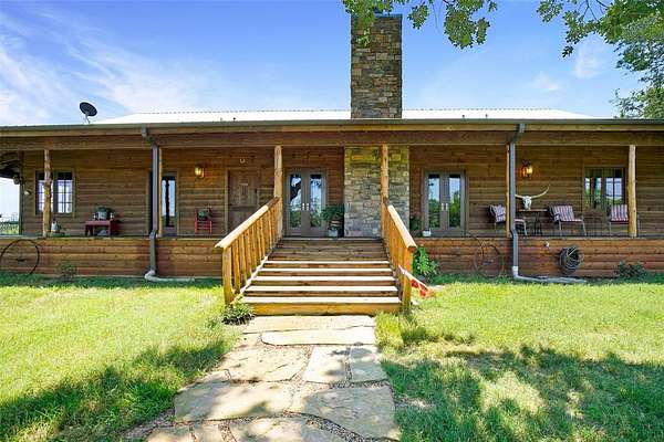 16.5 Acres of Land with Home for Sale in Quitman, Texas