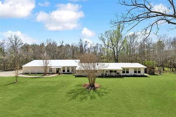 20.5 Acres of Land with Home for Sale in Bush, Louisiana
