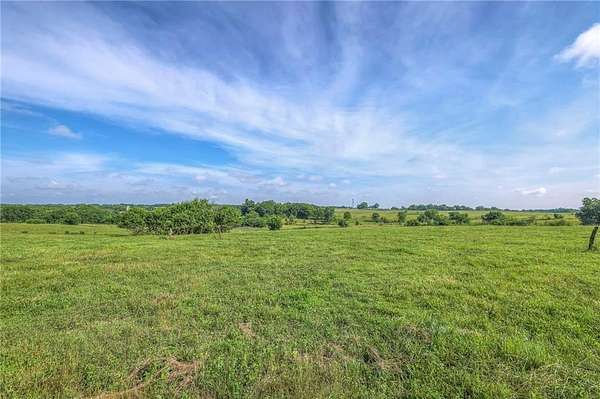 31.1 Acres of Recreational Land for Sale in Garden City, Missouri