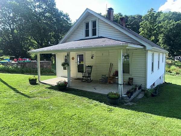 2.2 Acres of Residential Land with Home for Sale in Ivanhoe, Virginia