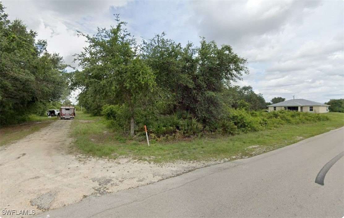 0.25 Acres of Residential Land for Sale in Lehigh Acres, Florida