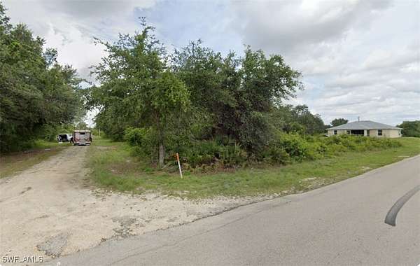 0.25 Acres of Residential Land for Sale in Lehigh Acres, Florida