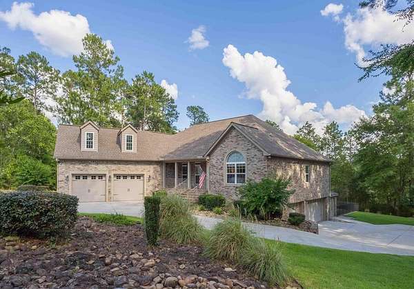 1.5 Acres of Residential Land with Home for Sale in Aiken, South Carolina