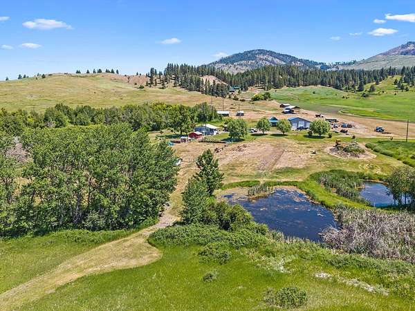 123 Acres of Land for Sale in Fruitland, Washington