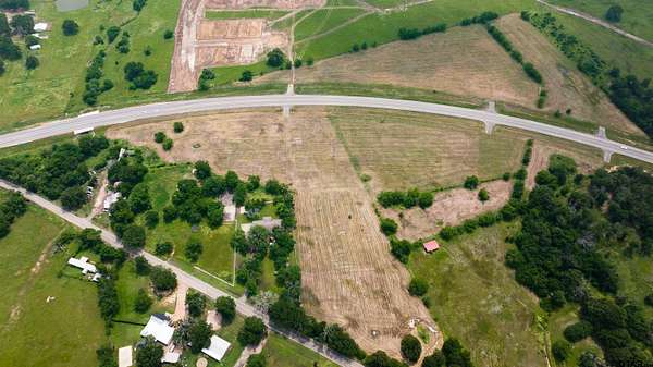 1 Acre of Residential Land for Sale in Sulphur Springs, Texas