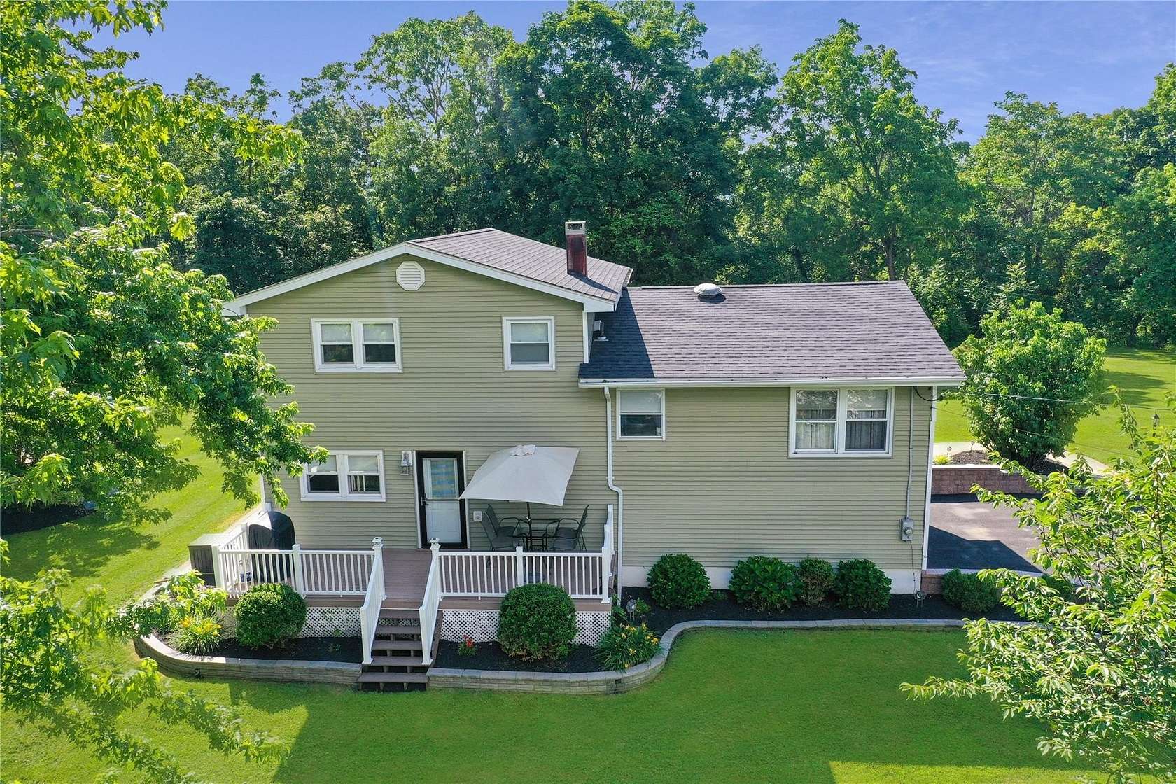 2.9 Acres of Residential Land with Home for Sale in Rock Tavern, New York