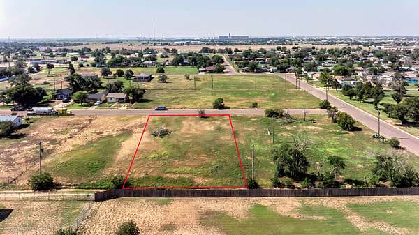 0.5 Acres of Residential Land for Sale in Lubbock, Texas