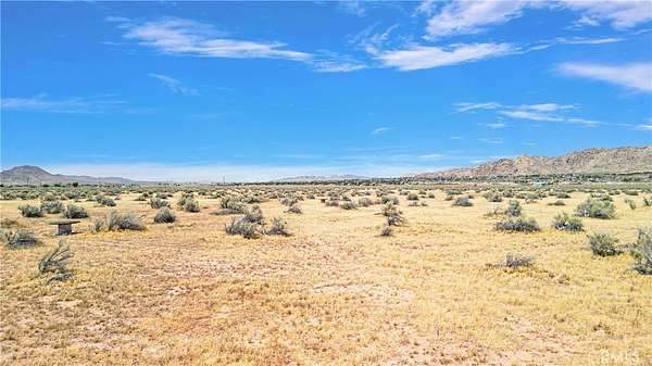 2.27 Acres of Residential Land for Sale in Apple Valley, California