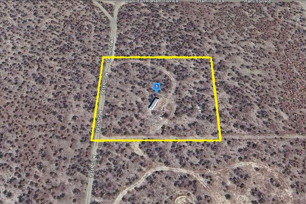 2.49 Acres of Residential Land for Sale in Rosamond, California