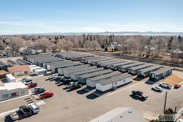 4.28 Acres of Improved Commercial Land for Sale in Blackfoot, Idaho