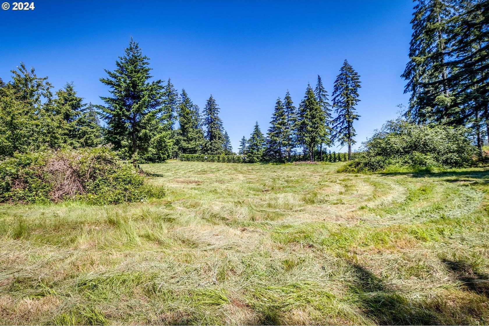 2 Acres of Residential Land for Sale in Colton, Oregon