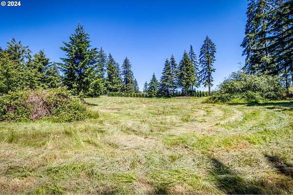 2 Acres of Residential Land for Sale in Colton, Oregon