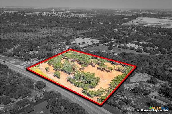4.71 Acres of Improved Residential Land for Sale in New Braunfels, Texas