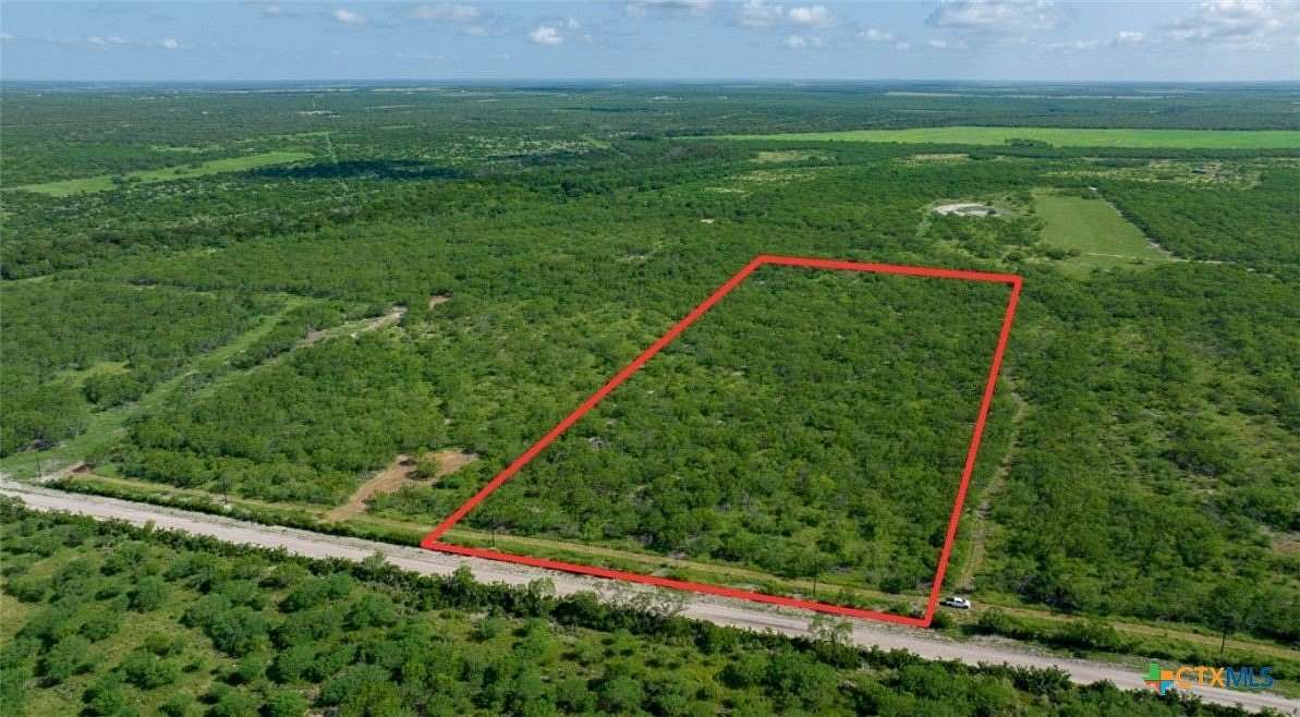 14 Acres of Recreational Land for Sale in Three Rivers, Texas