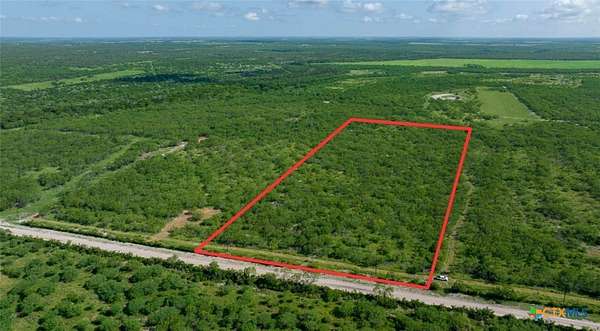 14 Acres of Recreational Land for Sale in Three Rivers, Texas