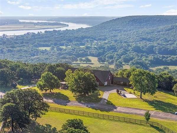 3.29 Acres of Residential Land with Home for Sale in Bixby, Oklahoma