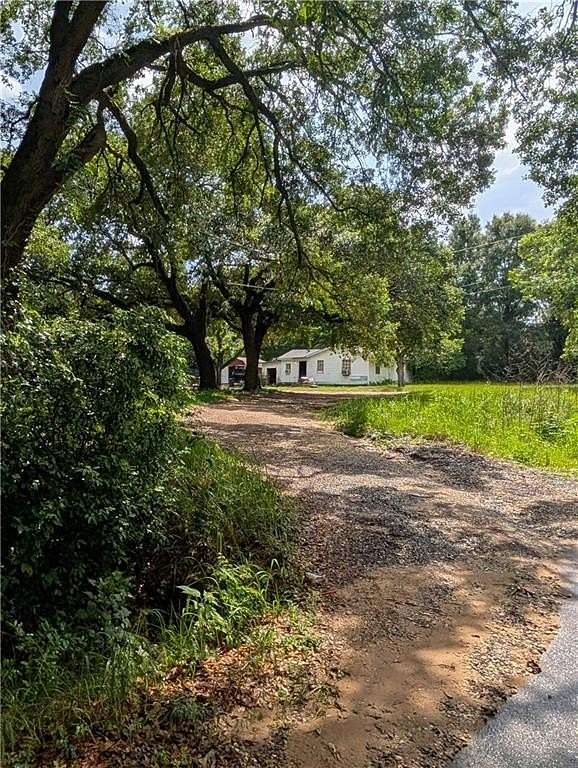 2.7 Acres of Improved Mixed-Use Land for Sale in Theodore, Alabama