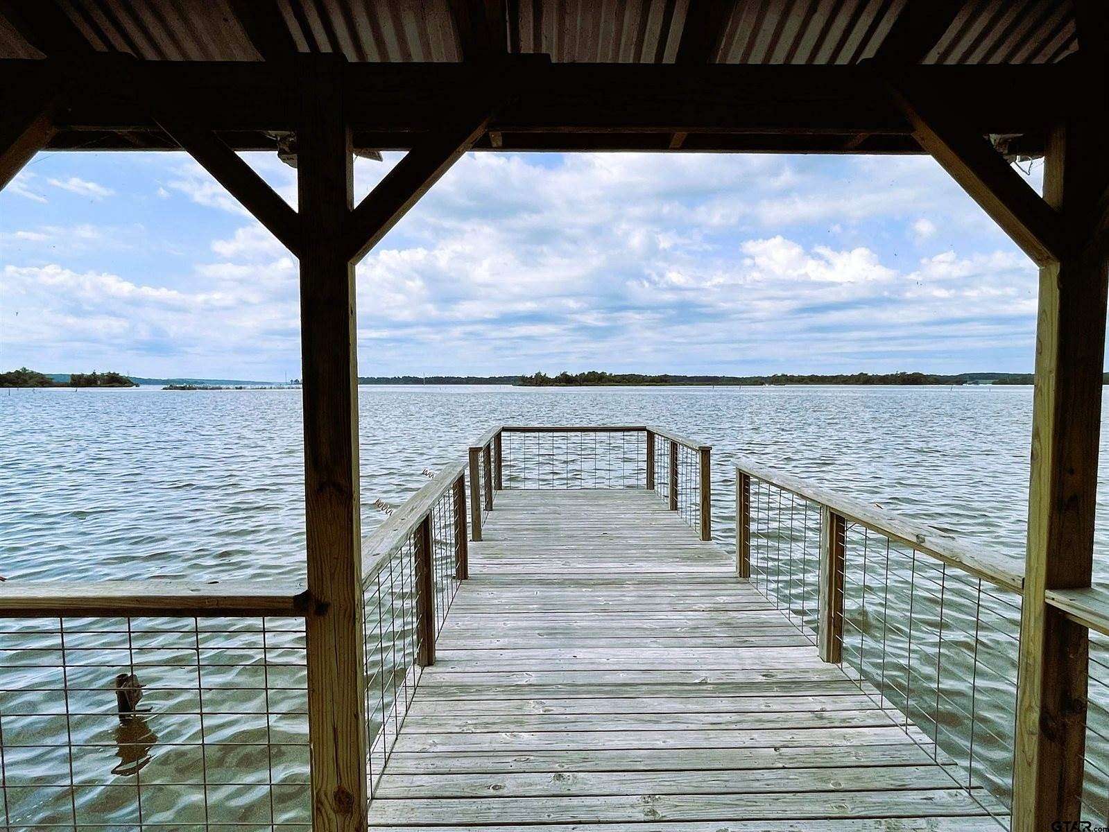 0.25 Acres of Land for Sale in Chandler, Texas