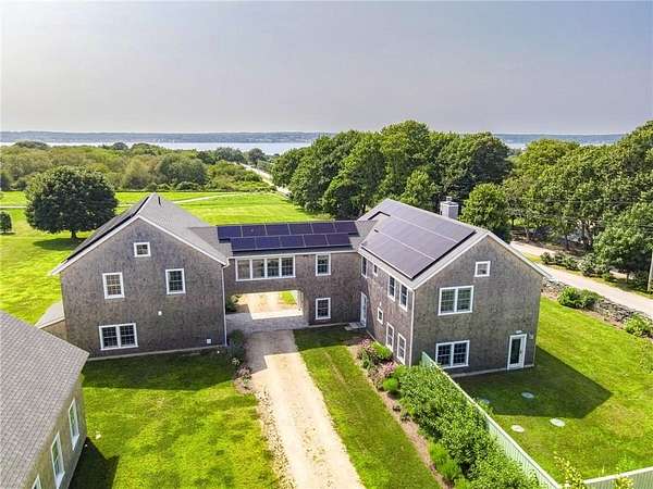 2.59 Acres of Residential Land with Home for Lease in Jamestown, Rhode Island