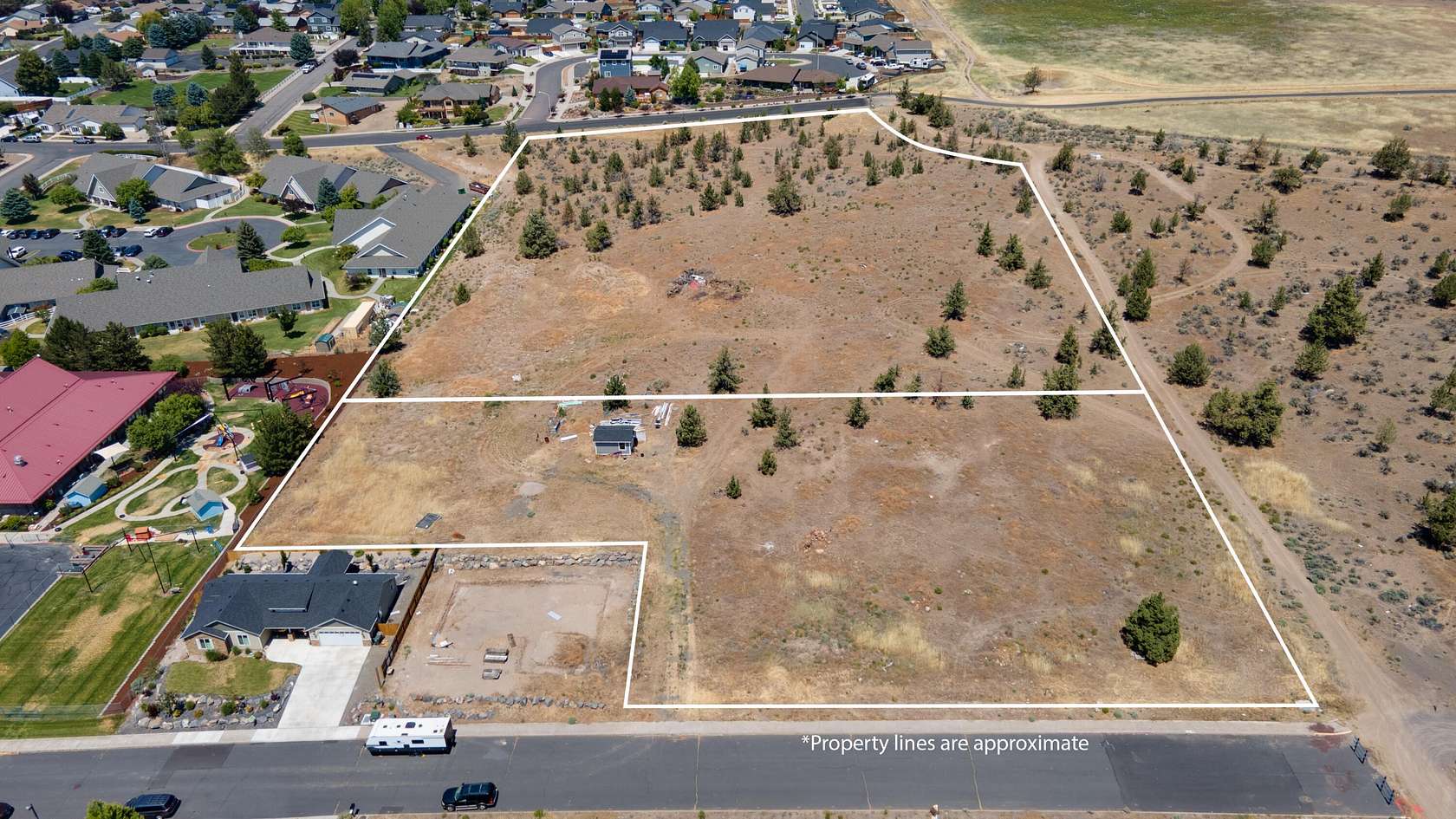6 Acres of Residential Land for Sale in Madras, Oregon
