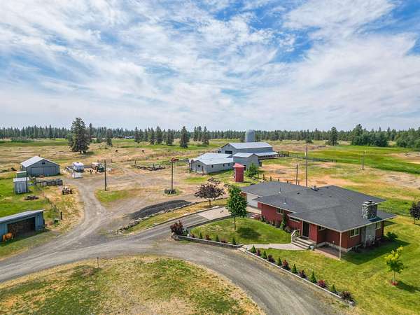 35.3 Acres of Agricultural Land with Home for Sale in Cheney, Washington