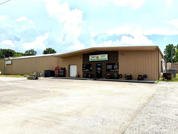 3.13 Acres of Improved Commercial Land for Sale in Pocahontas, Arkansas