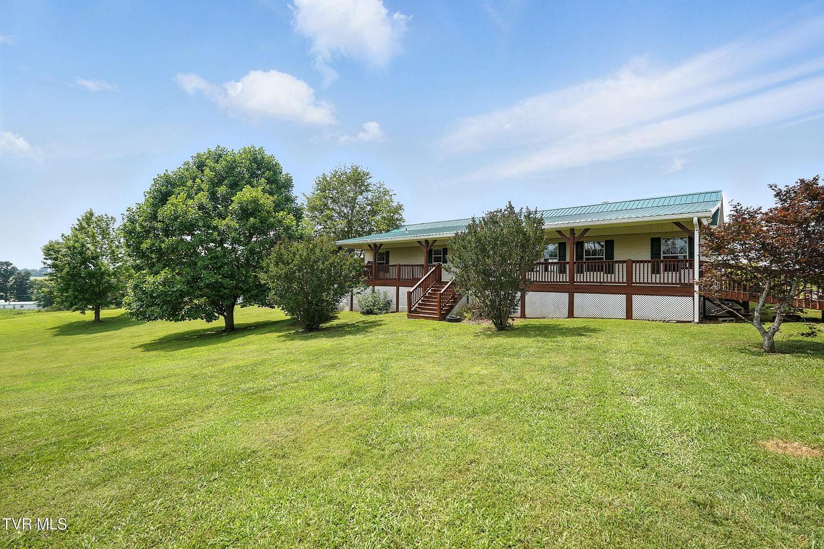 5 Acres of Residential Land with Home for Sale in Telford, Tennessee