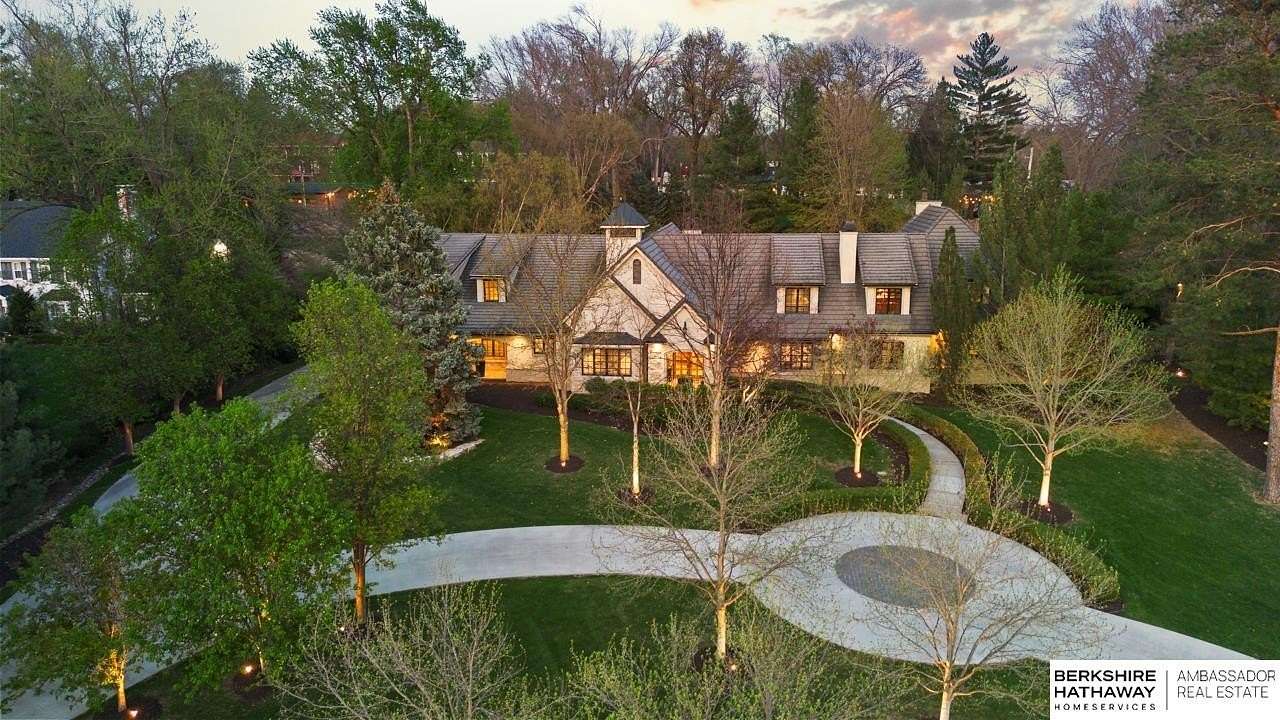 1.52 Acres of Land with Home for Sale in Omaha, Nebraska