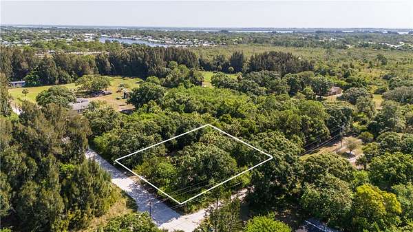 0.33 Acres of Residential Land for Sale in Vero Beach, Florida