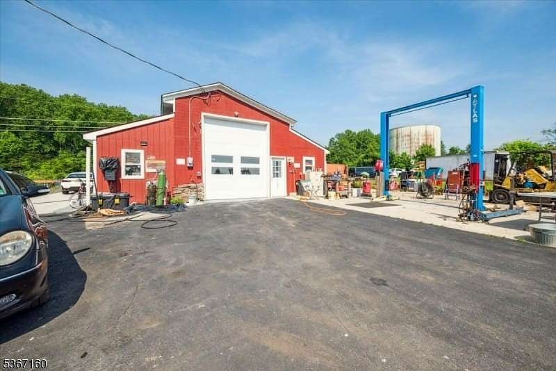 11.8 Acres of Improved Mixed-Use Land for Sale in Lebanon Township, New Jersey