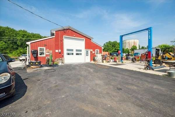 11.8 Acres of Improved Mixed-Use Land for Sale in Lebanon Township, New Jersey