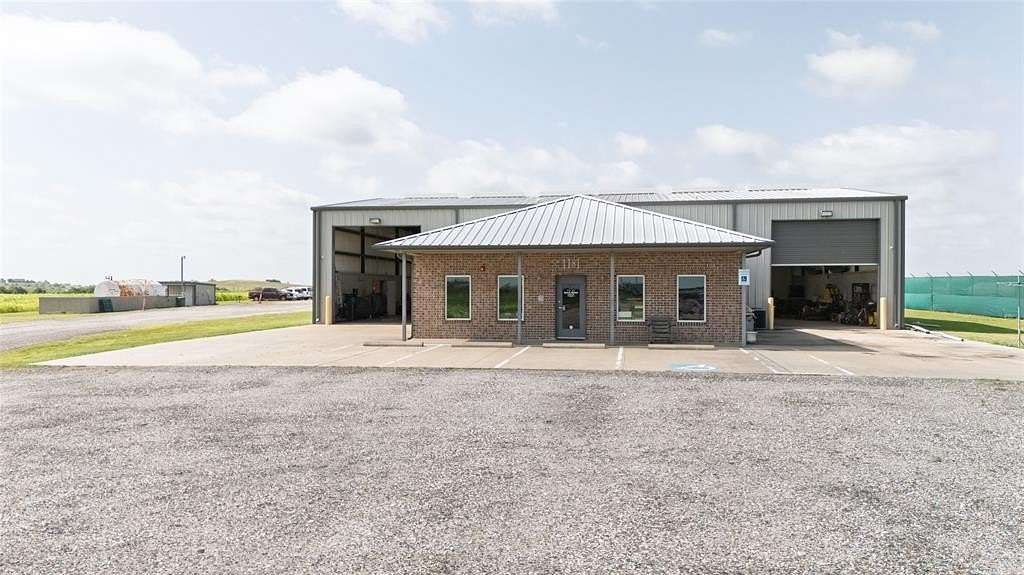 5.62 Acres of Improved Commercial Land for Sale in Sanger, Texas