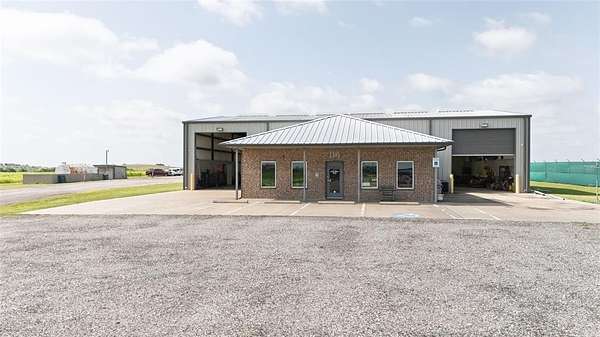 5.62 Acres of Improved Commercial Land for Sale in Sanger, Texas