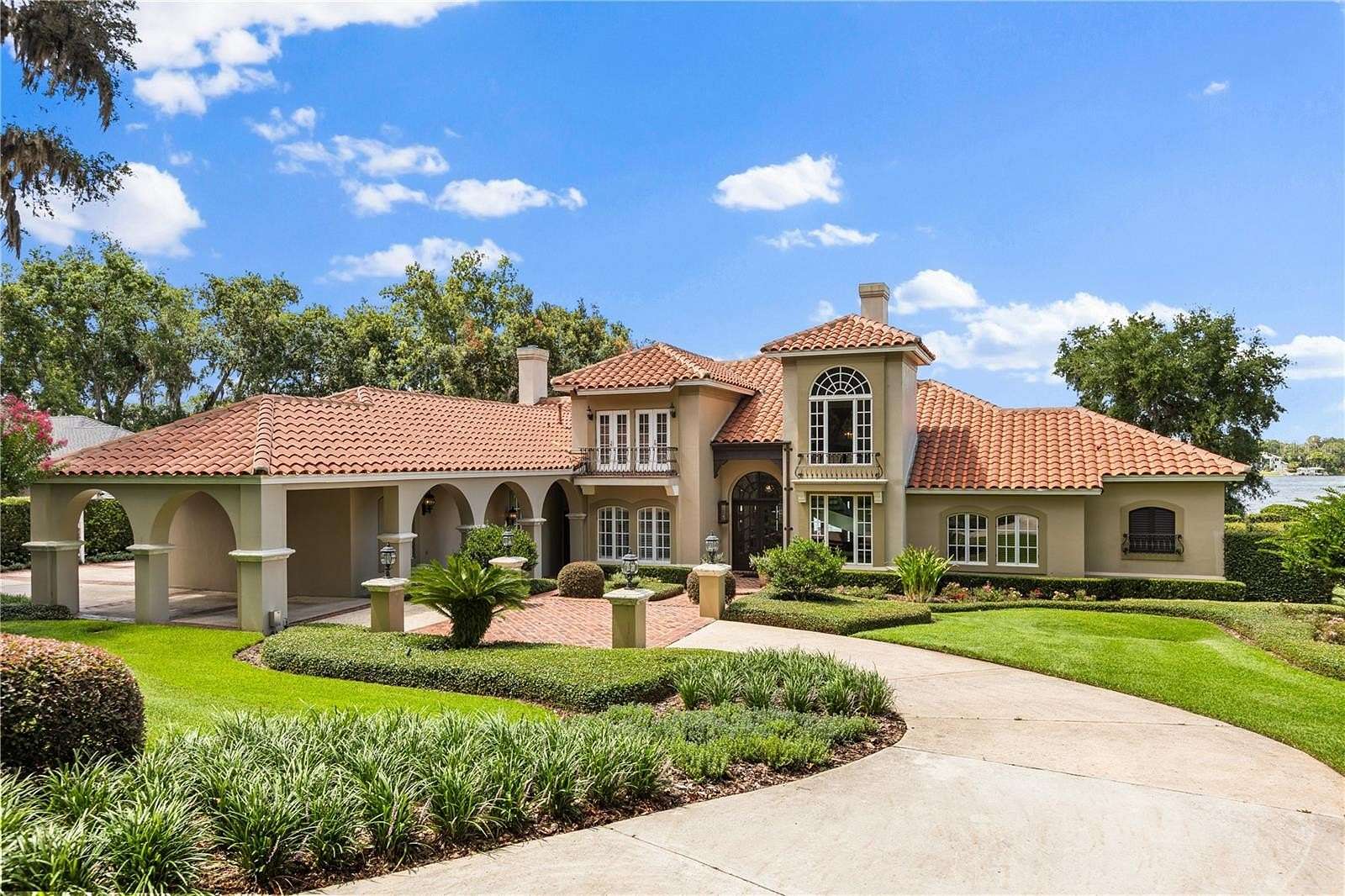 4 Acres of Residential Land with Home for Sale in Longwood, Florida