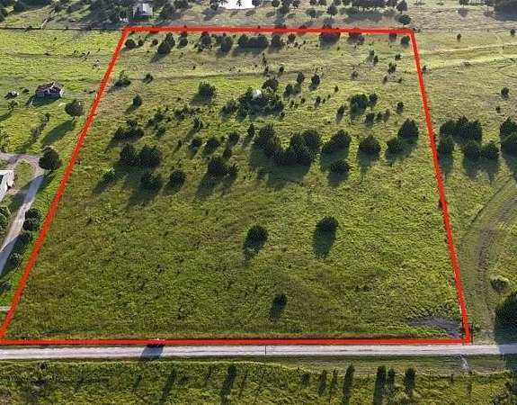 10.1 Acres of Land for Sale in Farmersville, Texas