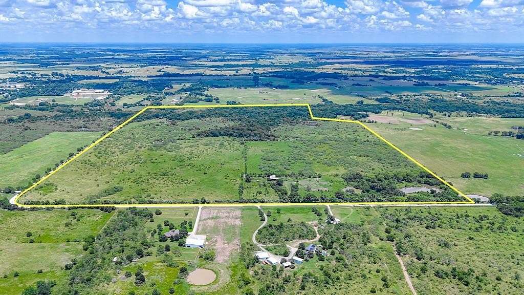222 Acres of Recreational Land & Farm for Sale in Blooming Grove, Texas