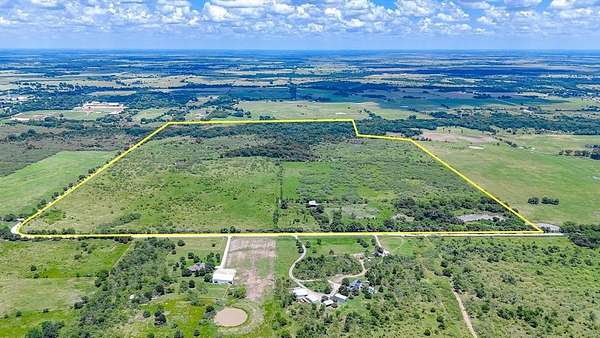 222 Acres of Recreational Land & Farm for Sale in Blooming Grove, Texas