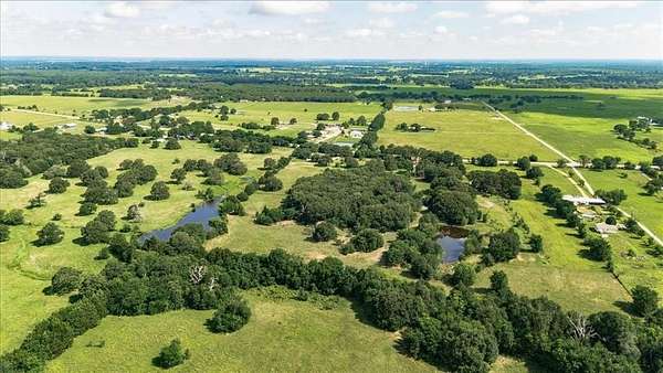 5 Acres of Land for Sale in Scurry, Texas