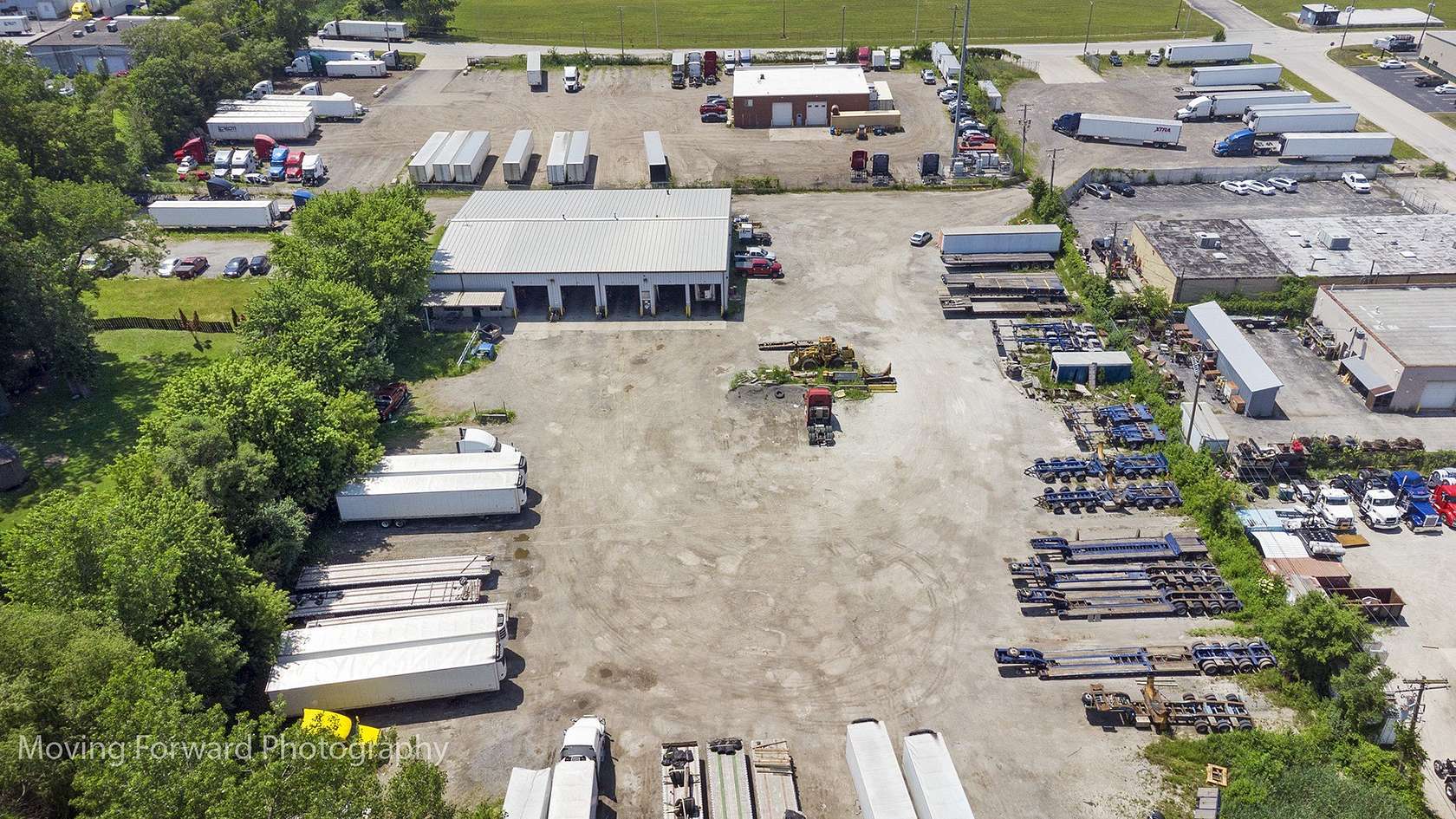 4.88 Acres of Improved Commercial Land for Sale in Lansing, Illinois