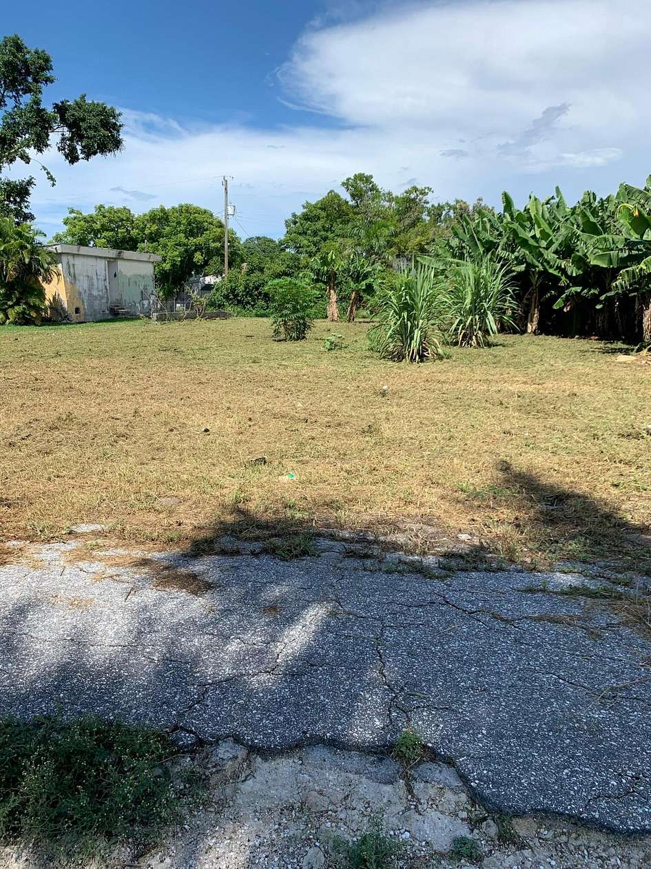 0.26 Acres of Residential Land for Sale in Pahokee, Florida