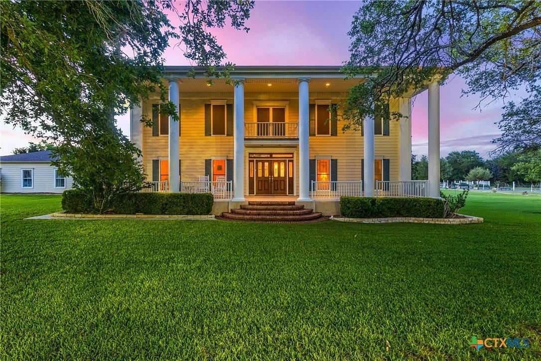 14.9 Acres of Land with Home for Sale in Belton, Texas