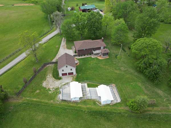 1.72 Acres of Residential Land with Home for Sale in Corbin, Kentucky