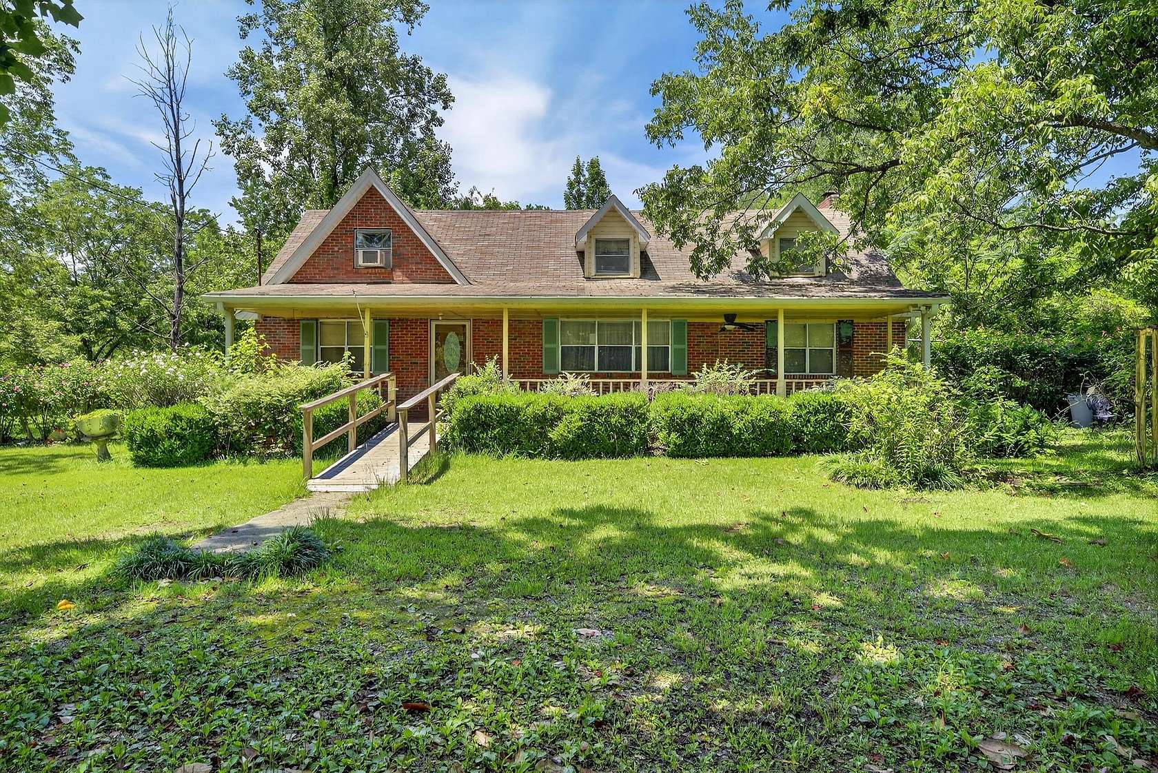 3.7 Acres of Residential Land with Home for Sale in Adamsville, Alabama