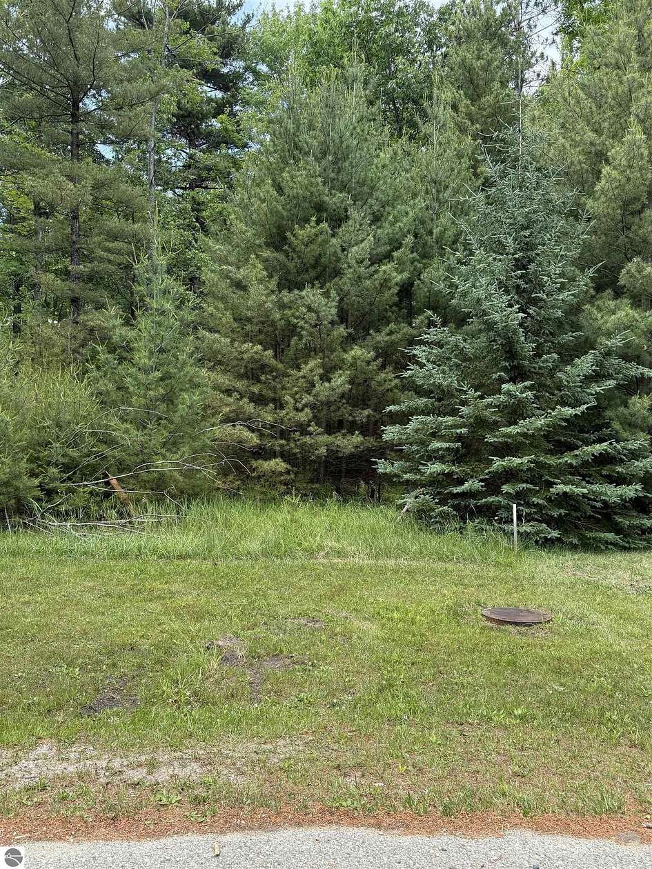 1.16 Acres of Residential Land for Sale in East Tawas, Michigan