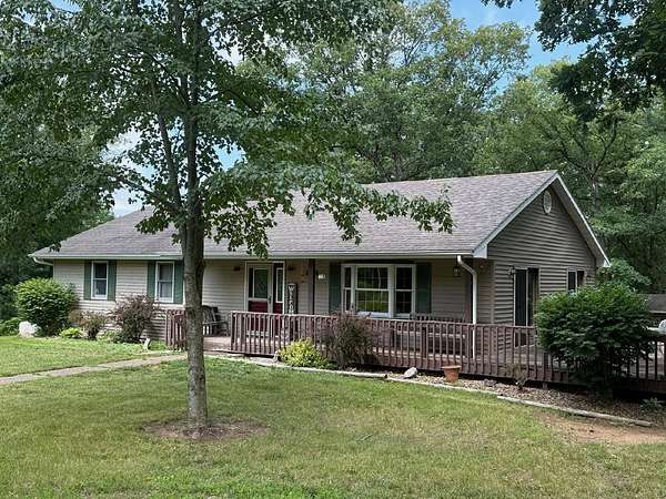 24 Acres of Recreational Land with Home for Sale in Kahoka, Missouri