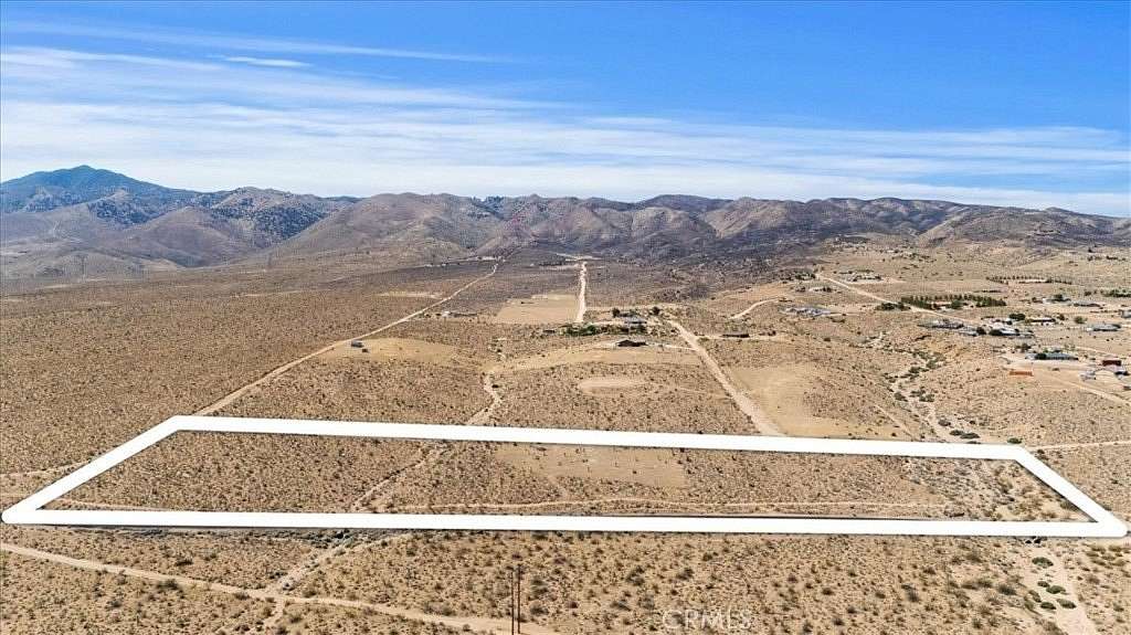 9 Acres of Residential Land for Sale in Apple Valley, California